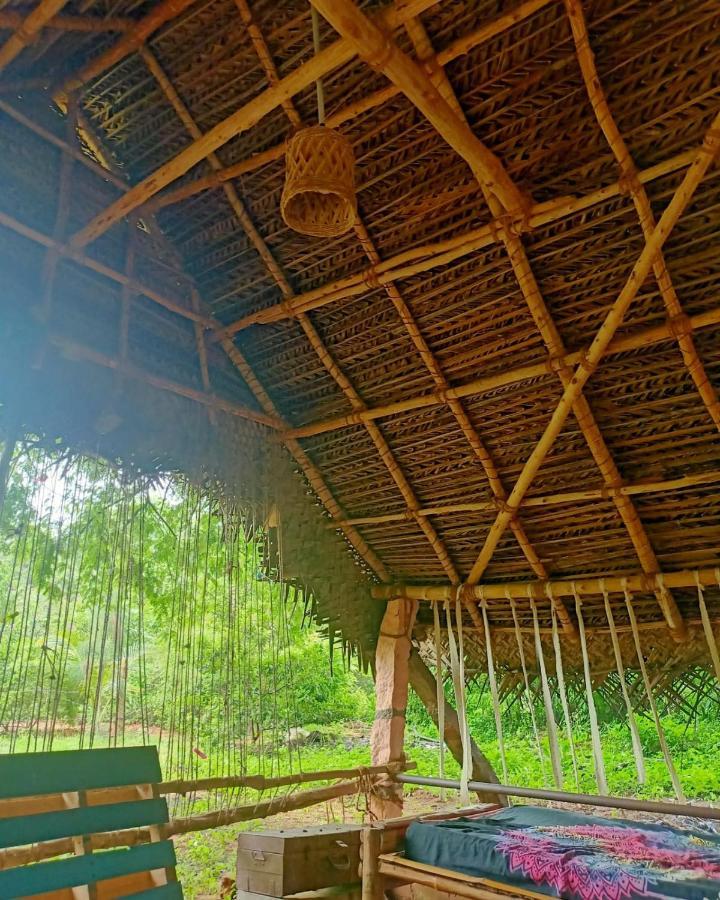 Auberge de jeunesse Travellers Tribe By Livelehood Habitat à Auroville Extérieur photo