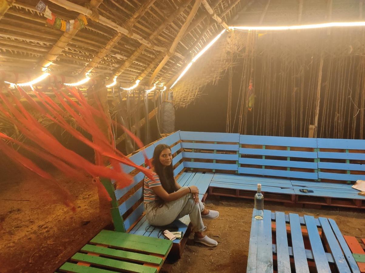 Auberge de jeunesse Travellers Tribe By Livelehood Habitat à Auroville Extérieur photo